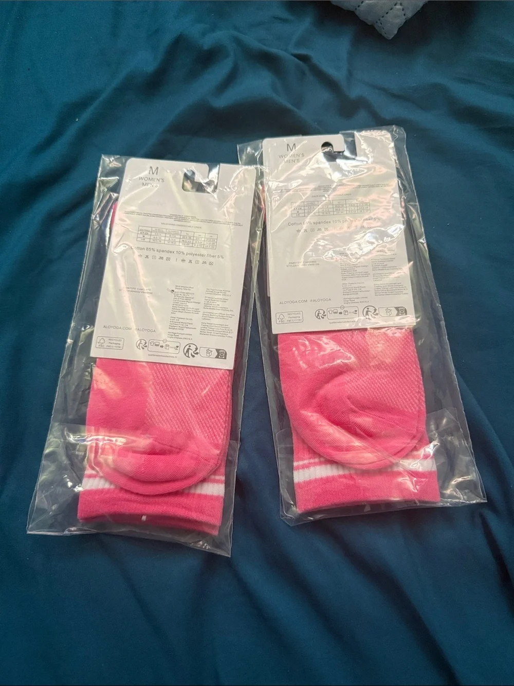 ALO Yoga Bright Pink Unisex Half-Crew Socks - 2 Pack